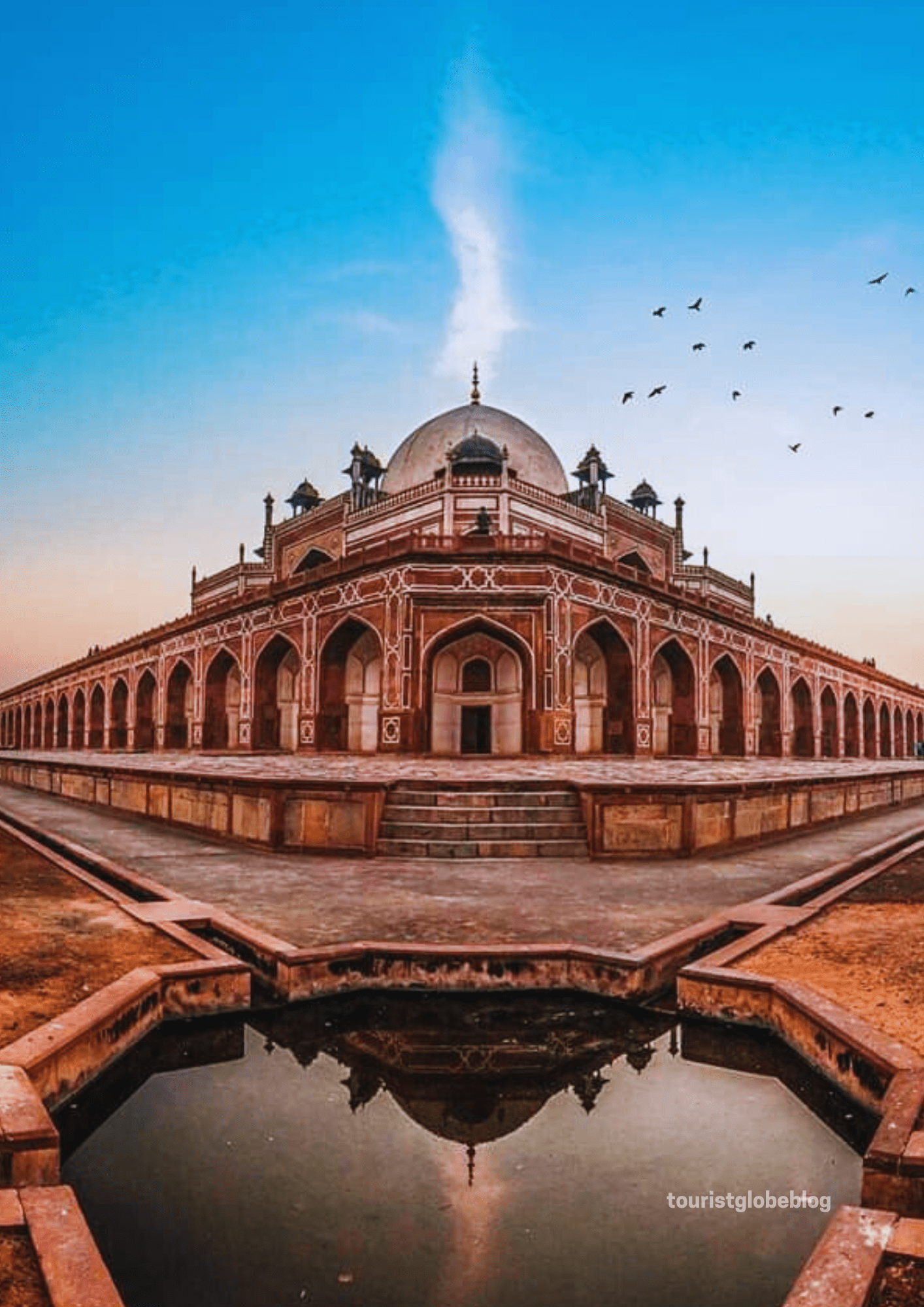 Humayun’s Tomb :Can budget travelers visit it ?