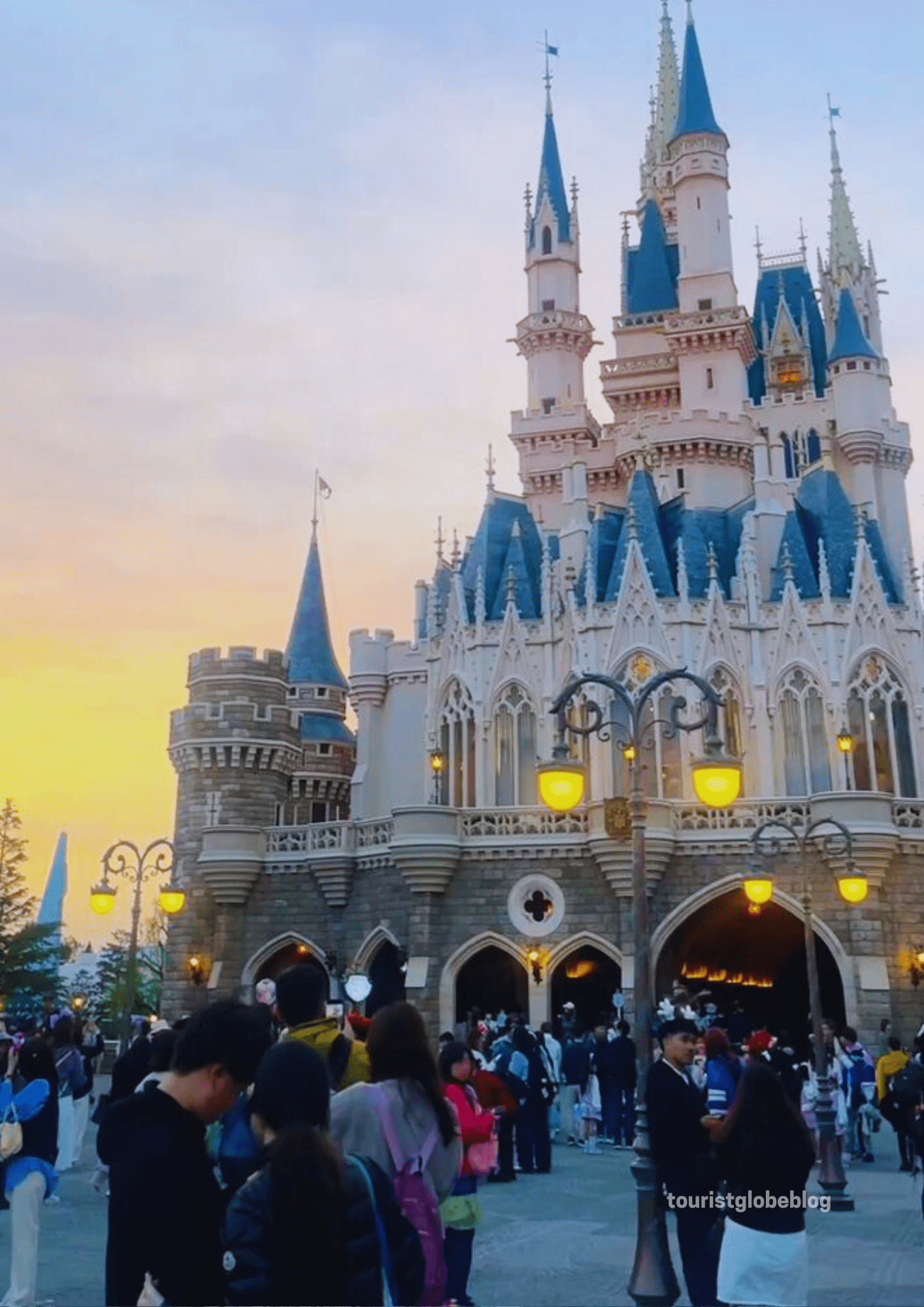 Tokyo Disneyland
